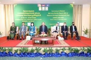 Read more about the article Dissemination workshop on the “Mid-Term Review Report on the Implementation of the National Strategic Development Plan (NSDP) 2019–2023”, held on December 21, 2022, at the Cambodiana Hotel.